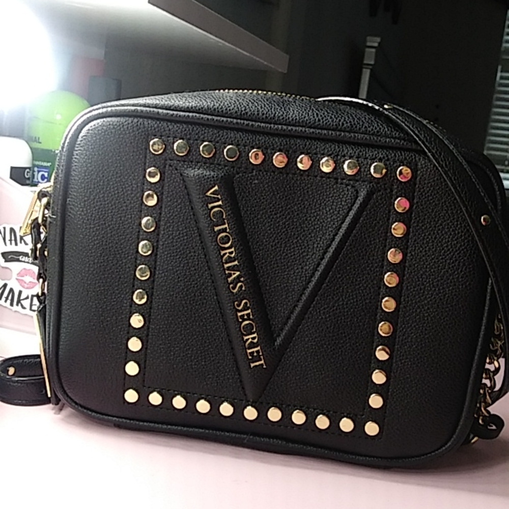 Vs crossbody bag